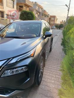 نيسان روج
